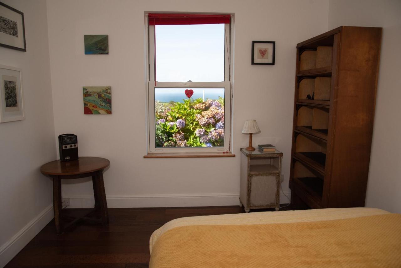Finest Retreats - Western Watch - Sea Views, Pets Accepted, Sleeps 6 Lower Boscaswell Екстериор снимка