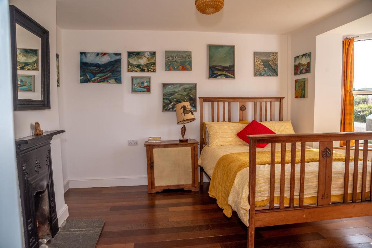 Finest Retreats - Western Watch - Sea Views, Pets Accepted, Sleeps 6 Lower Boscaswell Екстериор снимка